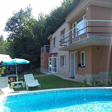 Villa Aqua Pravets Bagian luar foto